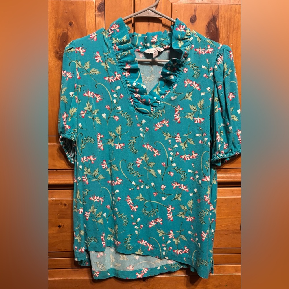 crown & ivy Teal Floral Ruffle V-Neck Short Sleeve Top